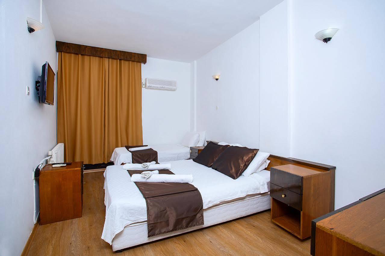 Kabasakal Hotel Çeşme 外观 照片