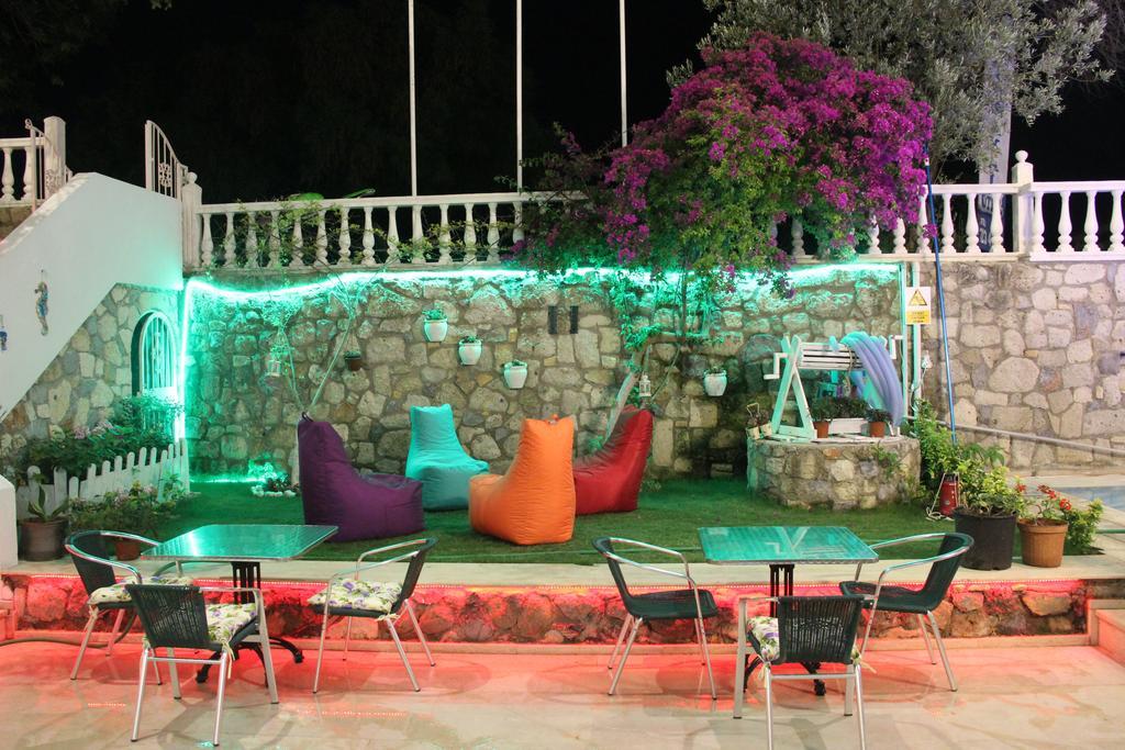 Kabasakal Hotel Çeşme 外观 照片