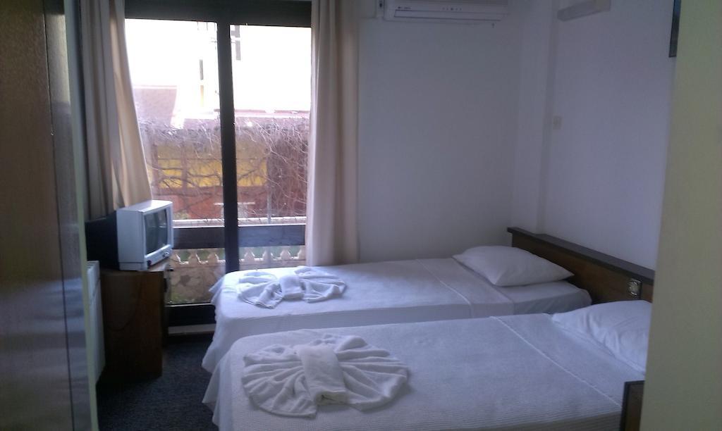 Kabasakal Hotel Çeşme 客房 照片